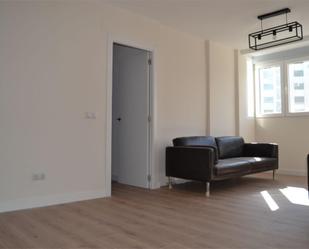 Flat to rent in Calle del Arroyo de la Media Legua, 33,  Madrid Capital