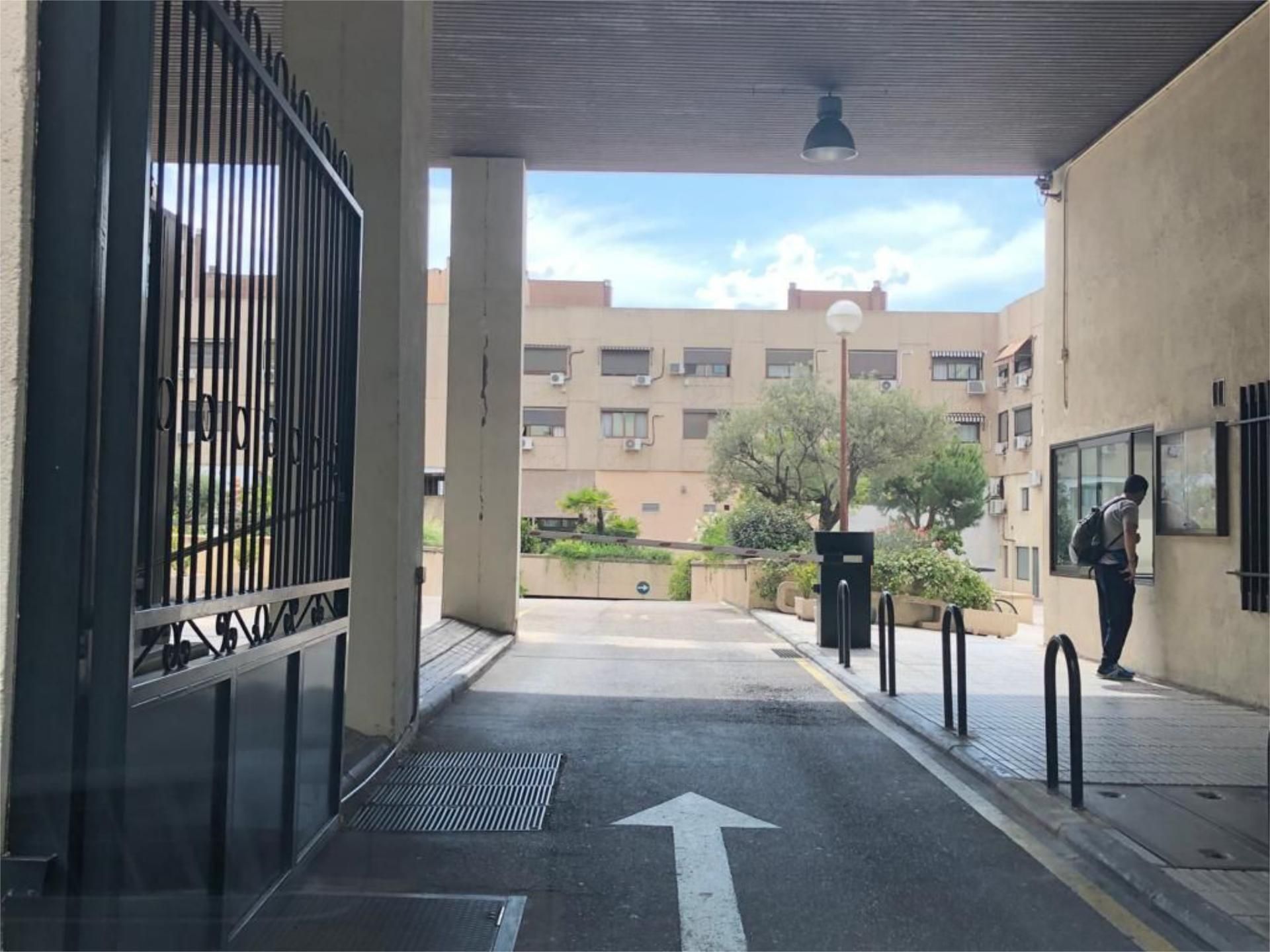 Exterior view of Garage to rent in  Madrid Capital
