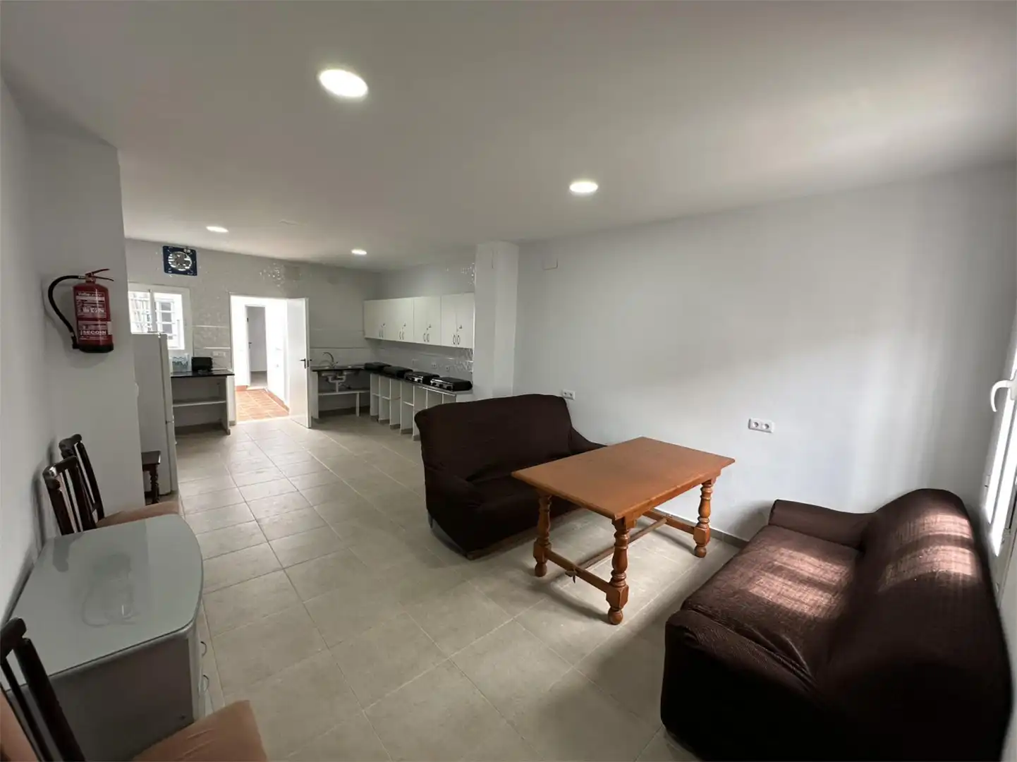 Casa adosada per a compartir en Rociana del Condado amb Terrassa, Moblat i Forn