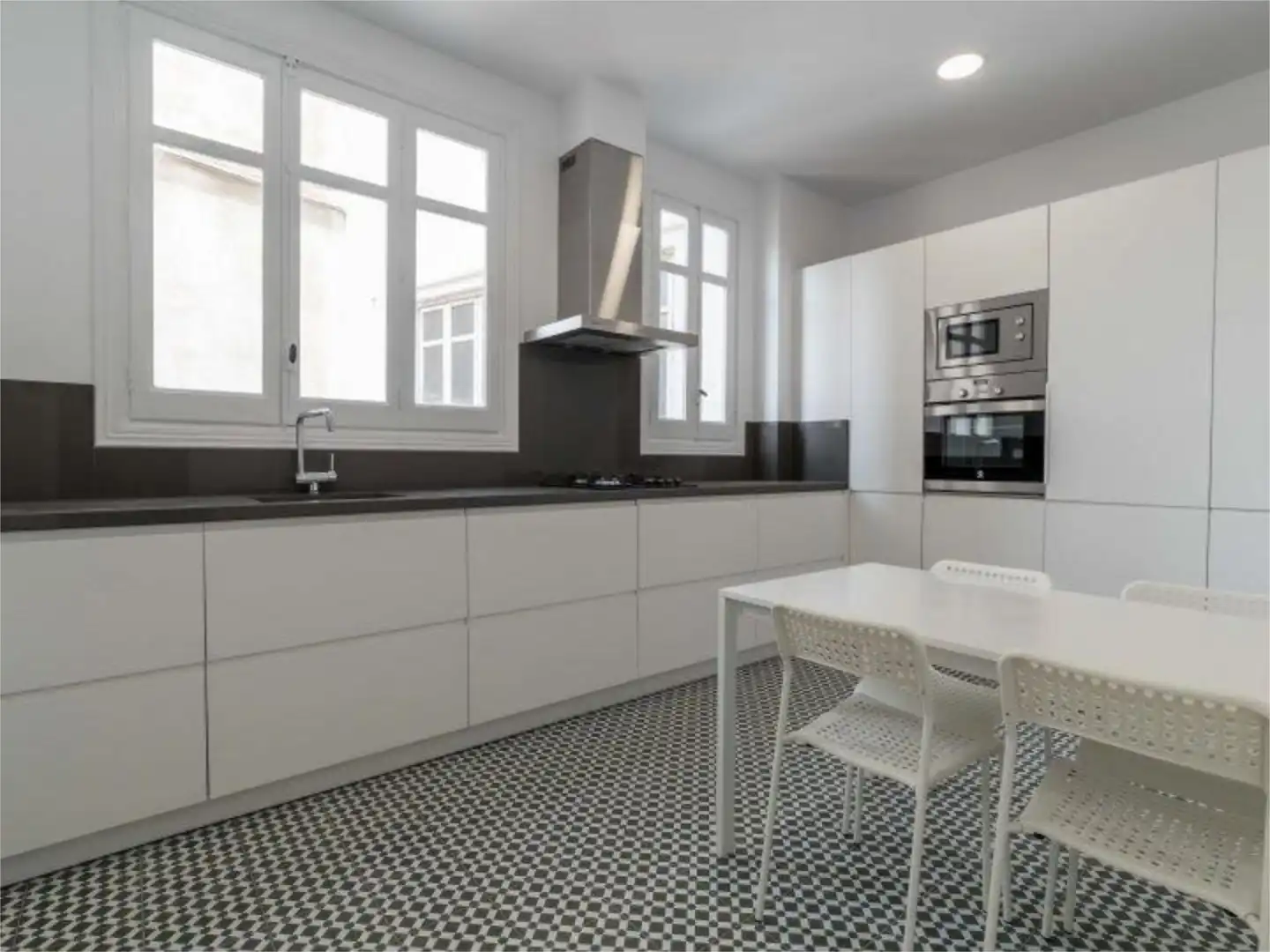Habitación en Carrer de Guillem de Castro, 59, El Botànic Habitación en Carrer de Guillem de Castro, 59, El Botànic