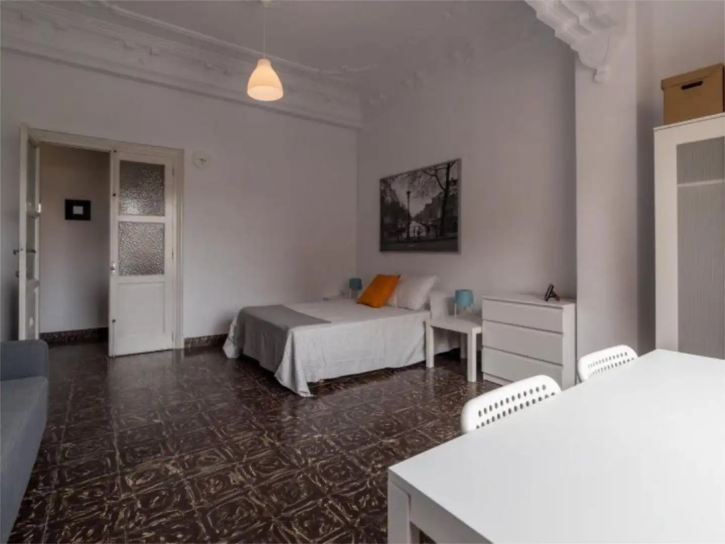 Habitación en Carrer de Guillem de Castro, 59, El Botànic Habitación en Carrer de Guillem de Castro, 59, El Botànic