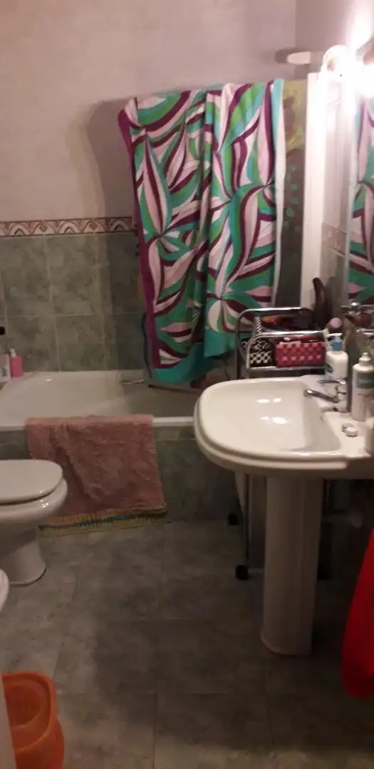 Apartamento en venta en Calle Faustina Álvarez García, 8, La Lastra Baño de Apartamento en venta en León Capital con Calefacción, Parquet y Trastero