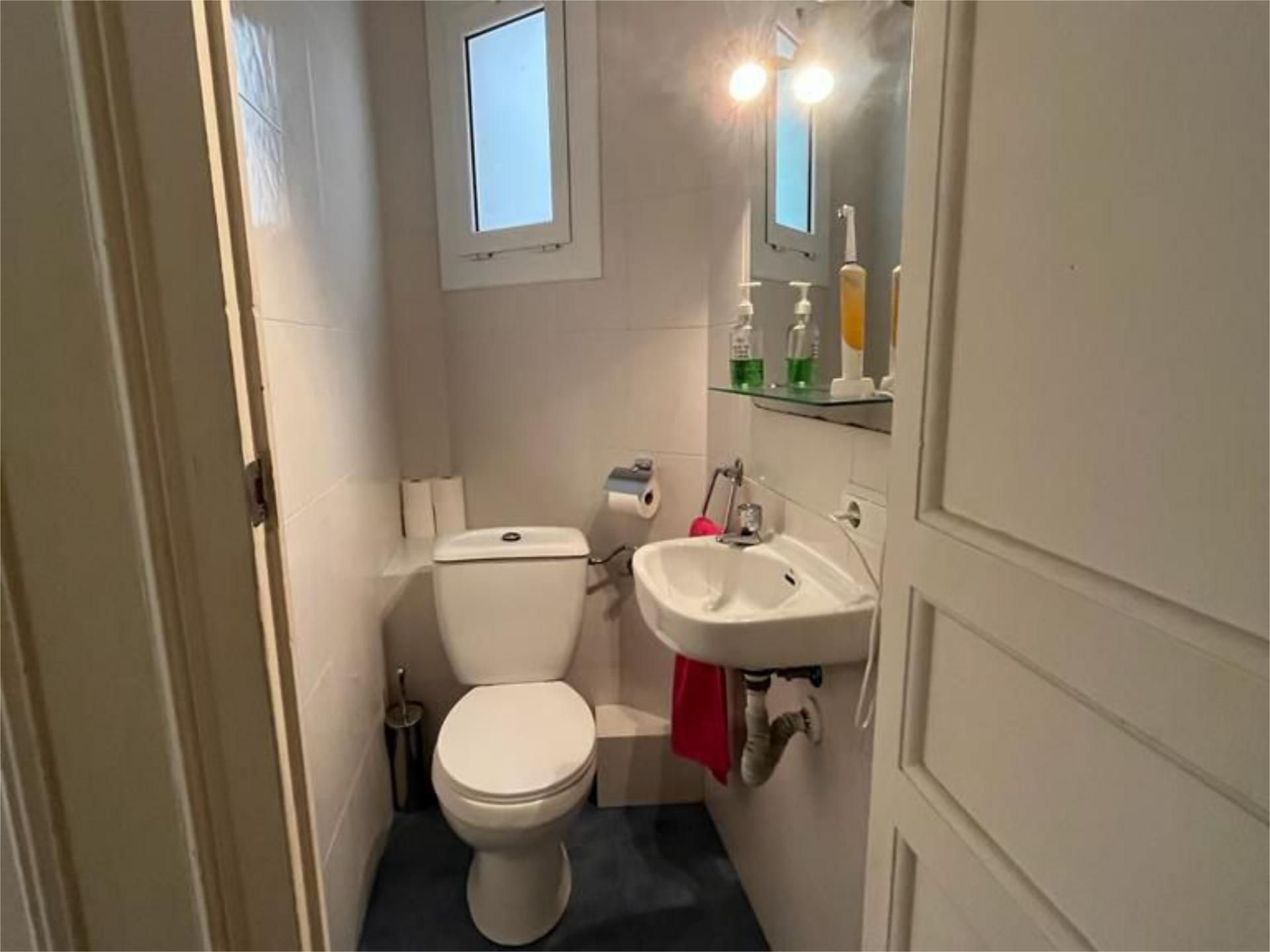 Apartament per a compartir a Carrer de Floridablanca, 102, Sant Antoni