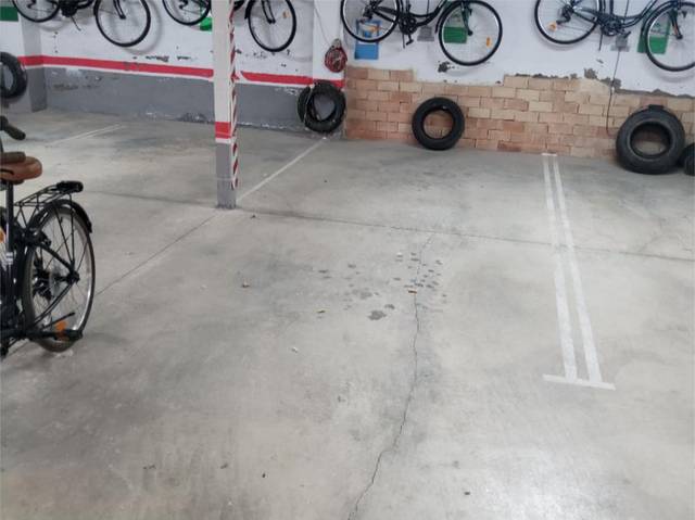 Garaje en Alquiler en Avenida Príncipe Felipe de Borbón y Grecia, 9 en Las Pedroñeras