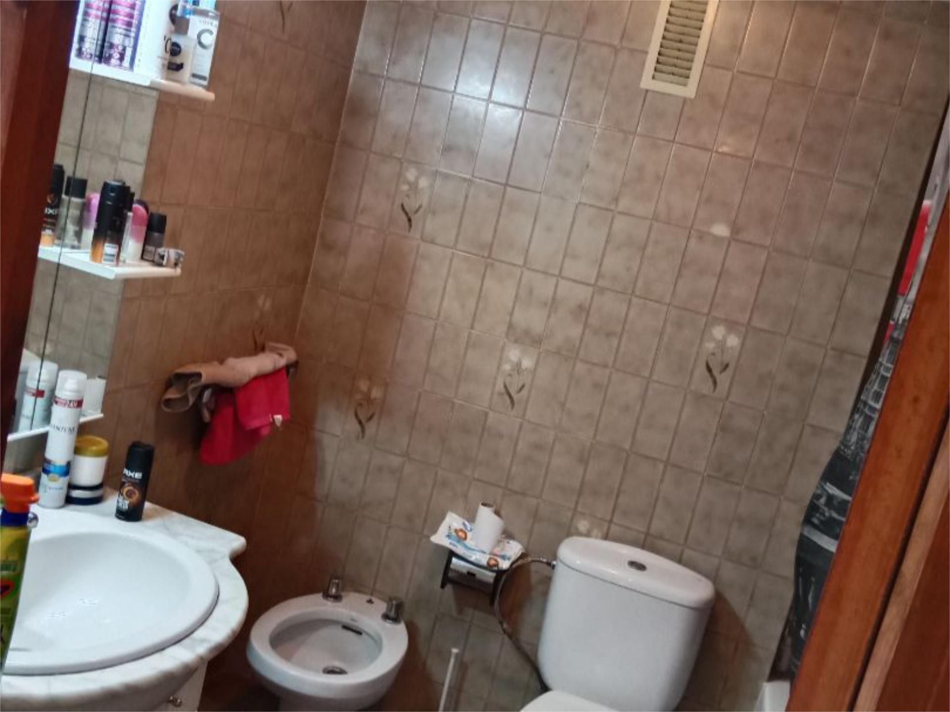 Bany de Pis en venda en Mallén amb Terrassa i Moblat