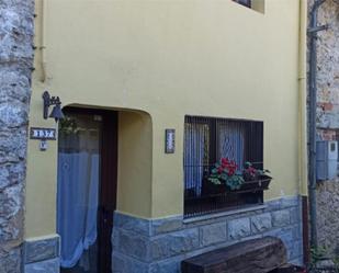 Exterior view of Single-family semi-detached for sale in Nava