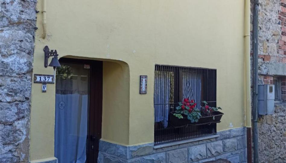 Single-family semi-detached for sale in Barrio la Rendona, 20, Nava, Asturias - image 1 Photo 1 of Single-family semi-detached for sale in Barrio la Rendona, 20, Nava, Asturias