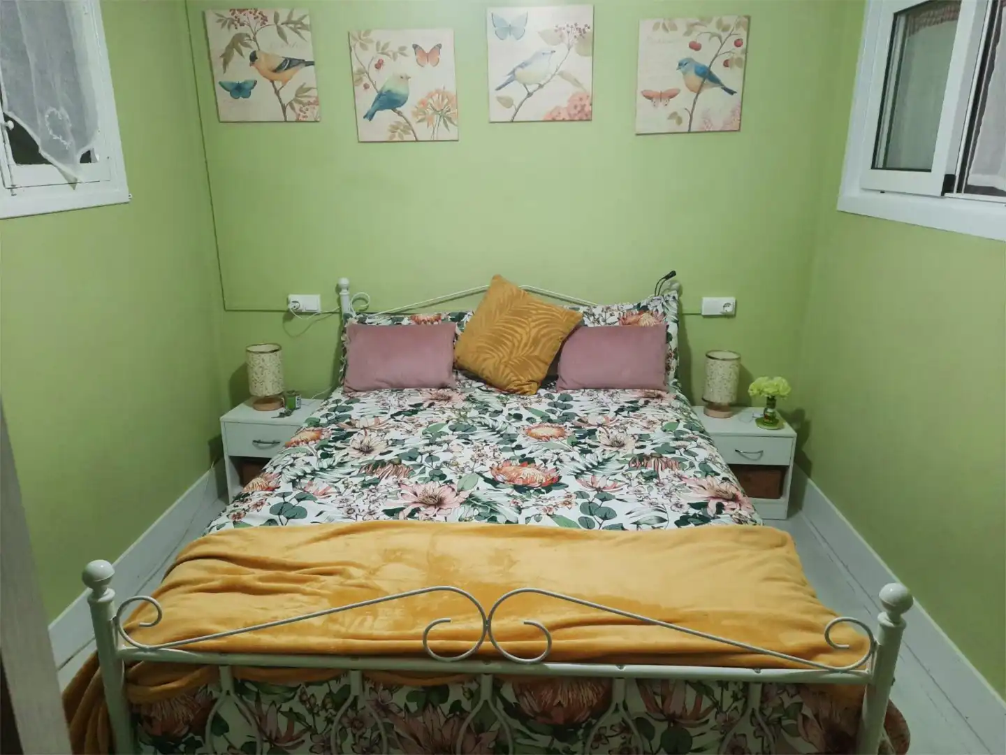 Casa adosada en venta en Barrio la Rendona, 20, Nava Habitación de Casa adosada en venta en Nava con Calefacción, Amueblado y Parking comunitario