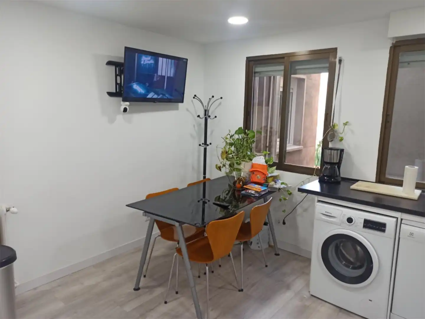Comedor de Piso para compartir en Madrid con Aire acondicionado, Calefacción y Parquet