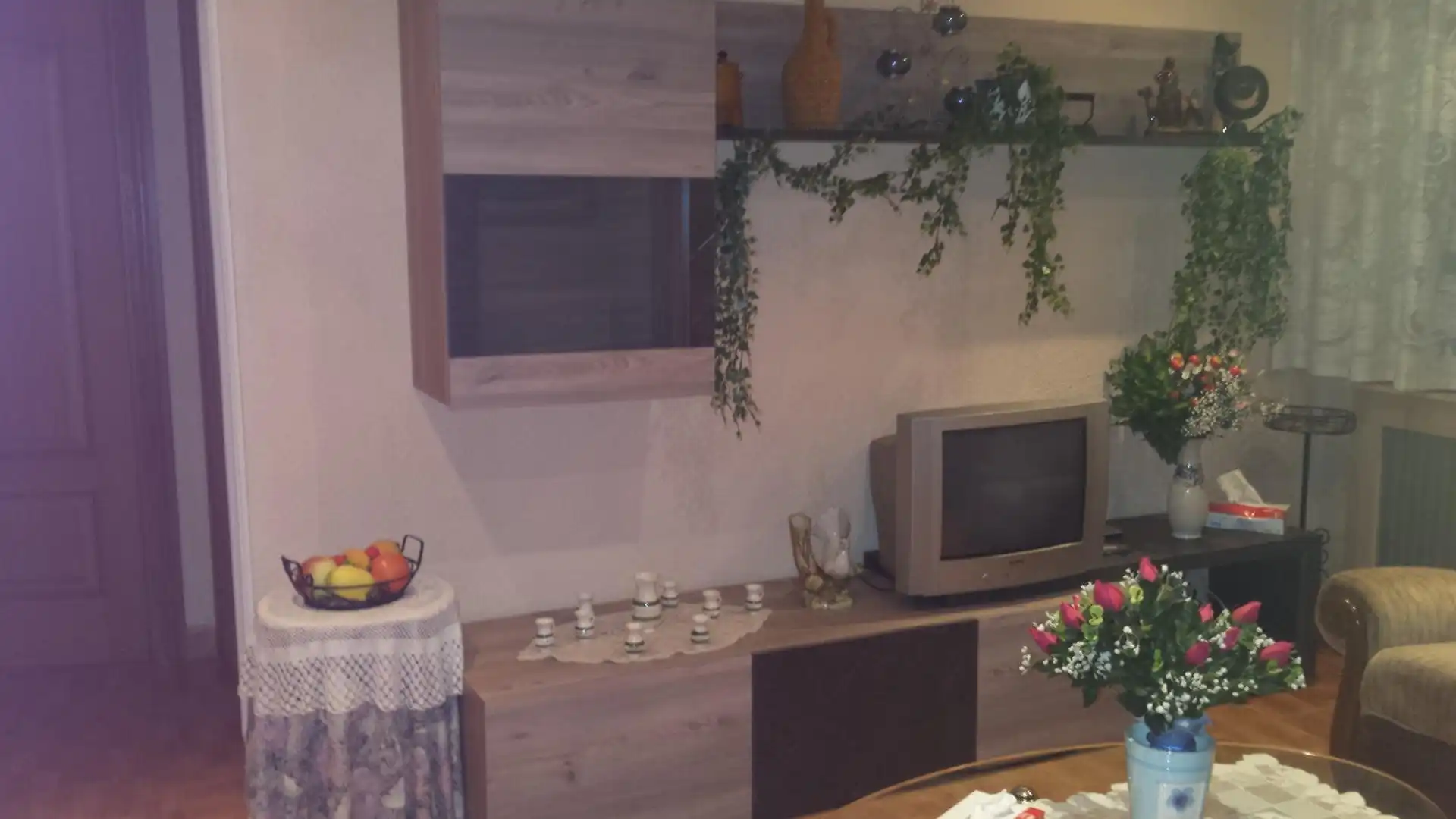 Sala de estar de Piso en venta en  Pamplona / Iruña con Calefacción, Jardín privado y Amueblado
