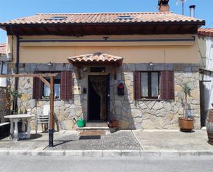 Exterior view of Single-family semi-detached for sale in Carrocera  with Terrace