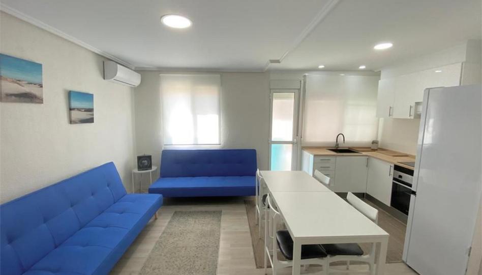 Apartment to rent in Avinguda de la Malva-rosa, 45, La Malva-rosa, Valencia - image 1 Photo 1 of Apartment to rent in Avinguda de la Malva-rosa, 45, La Malva-rosa, Valencia