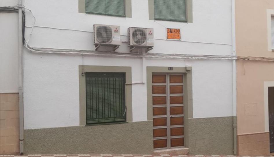 Casa adosada en venda a Calle Ángel, 51, Villacarrillo, Jaén - imatge 1 Foto 1 de Casa adosada en venda a Calle Ángel, 51, Villacarrillo, Jaén