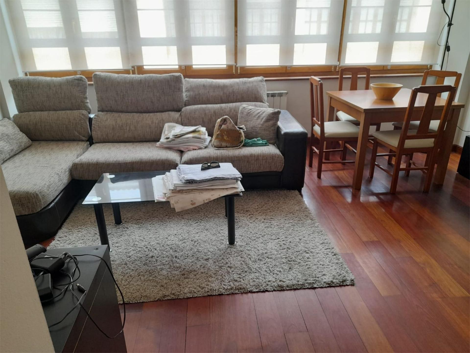 Sala d'estar de Dúplex de lloguer en Gozón amb Calefacció, Parquet i Moblat