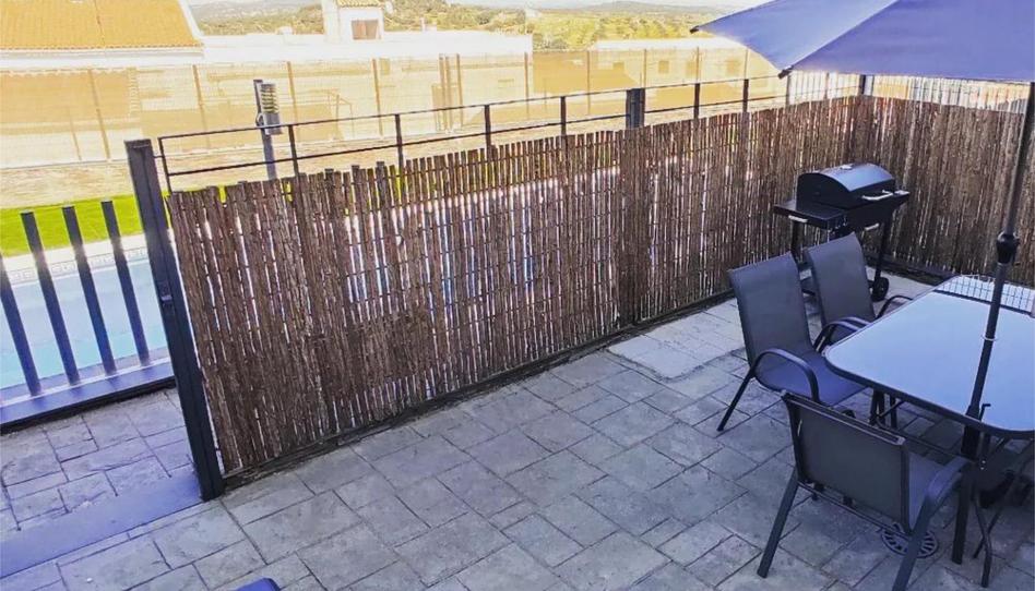 Photo 1 of Single-family semi-detached to rent in Calle Gigonza, 4, Segura de León, Badajoz