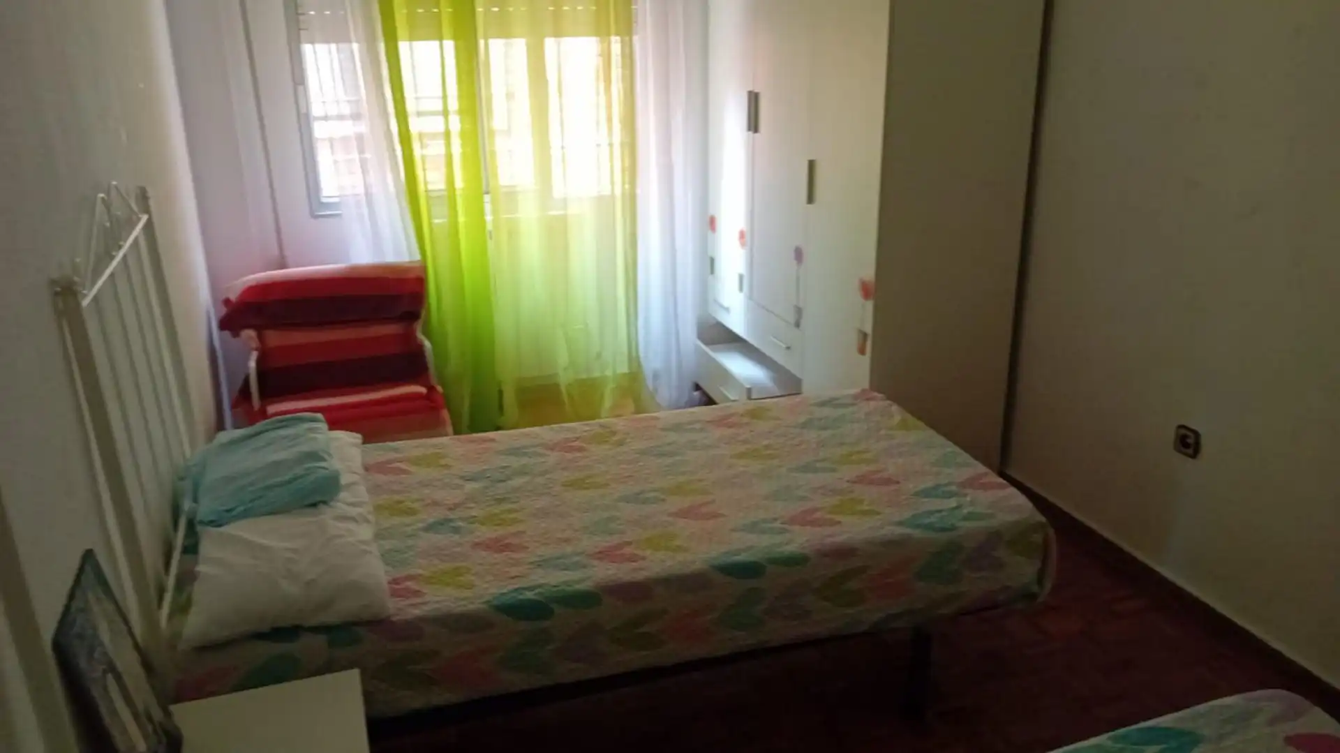 Schlafzimmer von Wohnung zur untervermieten in Valencia de Don Juan
