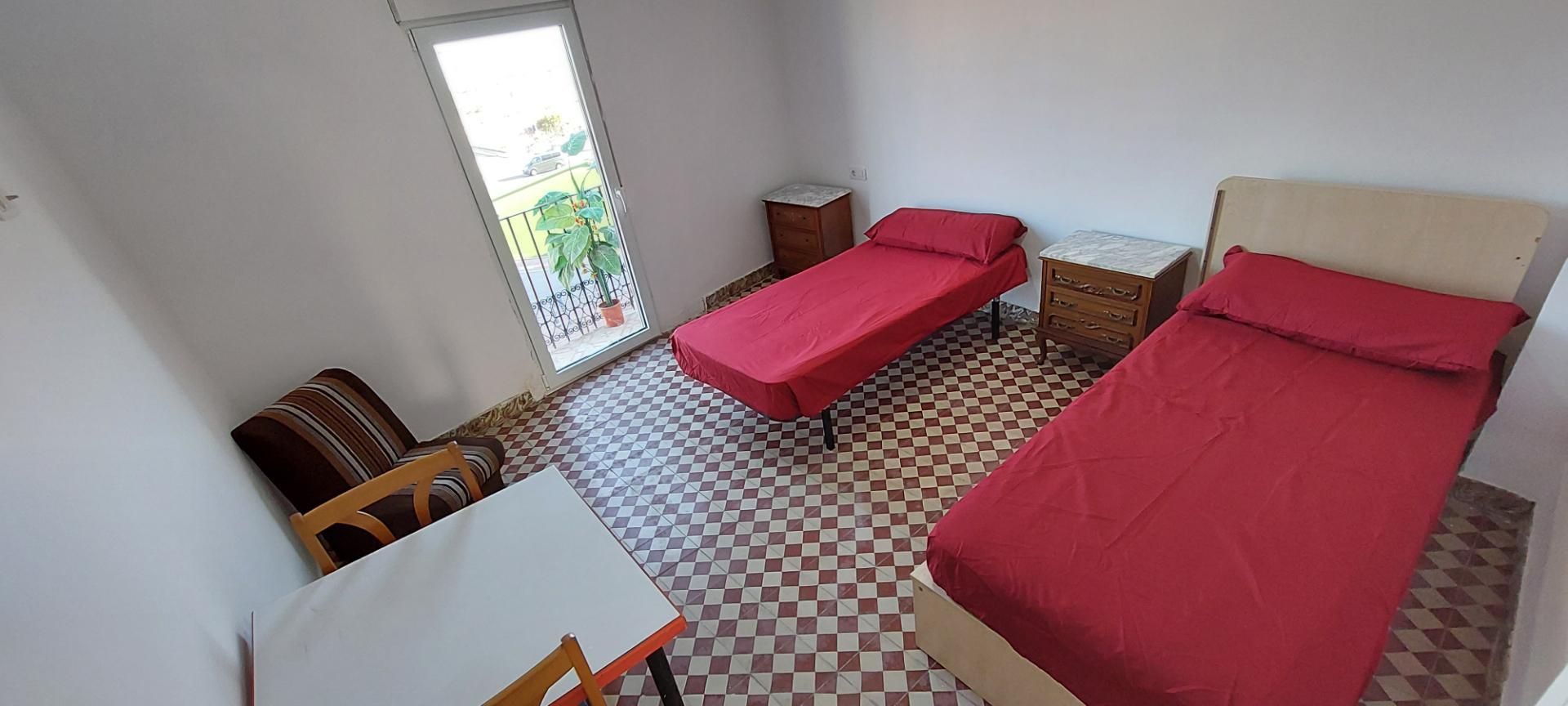Dormitori de Apartament per a compartir en Sagunto / Sagunt amb Terrassa, Rentadora i Microones