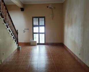 Flat for sale in Carmona  with Air Conditioner, Terrace and Balcony