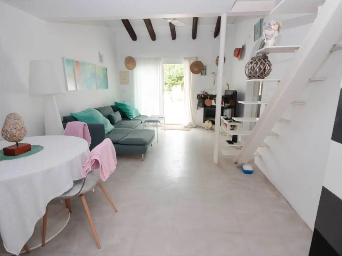 Sala de estar de Casa adosada de alquiler en Els Poblets con Aire acondicionado, Calefacción y Terraza