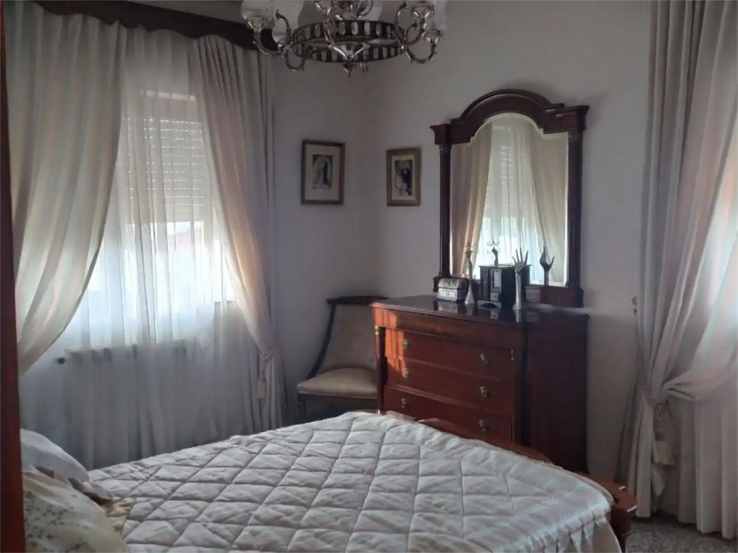 Casa o chalet en venta en Carretera Mombeltrán, 17, San Esteban del Valle Habitación de Casa o chalet en venta en San Esteban del Valle con Calefacción, Jardín privado y Terraza