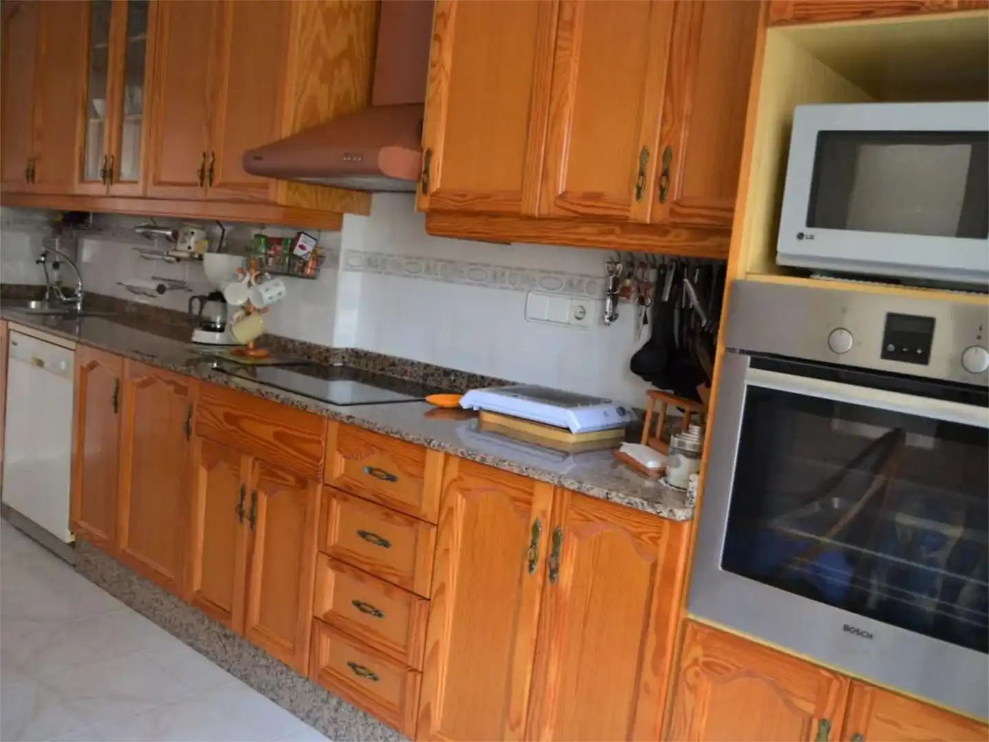 Casa adosada en venda a Calle Elda, 91, Playa Tamarit - Playa Lissa Cuina de Casa adosada en venda en Santa Pola amb Aire condicionat i Balcó