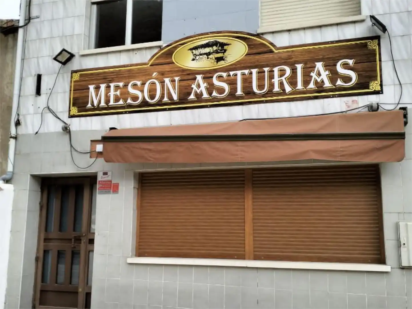 Geschaftsraum zum Verkauf in Travesía Asturias, 3, La Pola de Gordón Geschaftsraum zum Verkauf in La Pola de Gordón mit Heizung und Möbliert