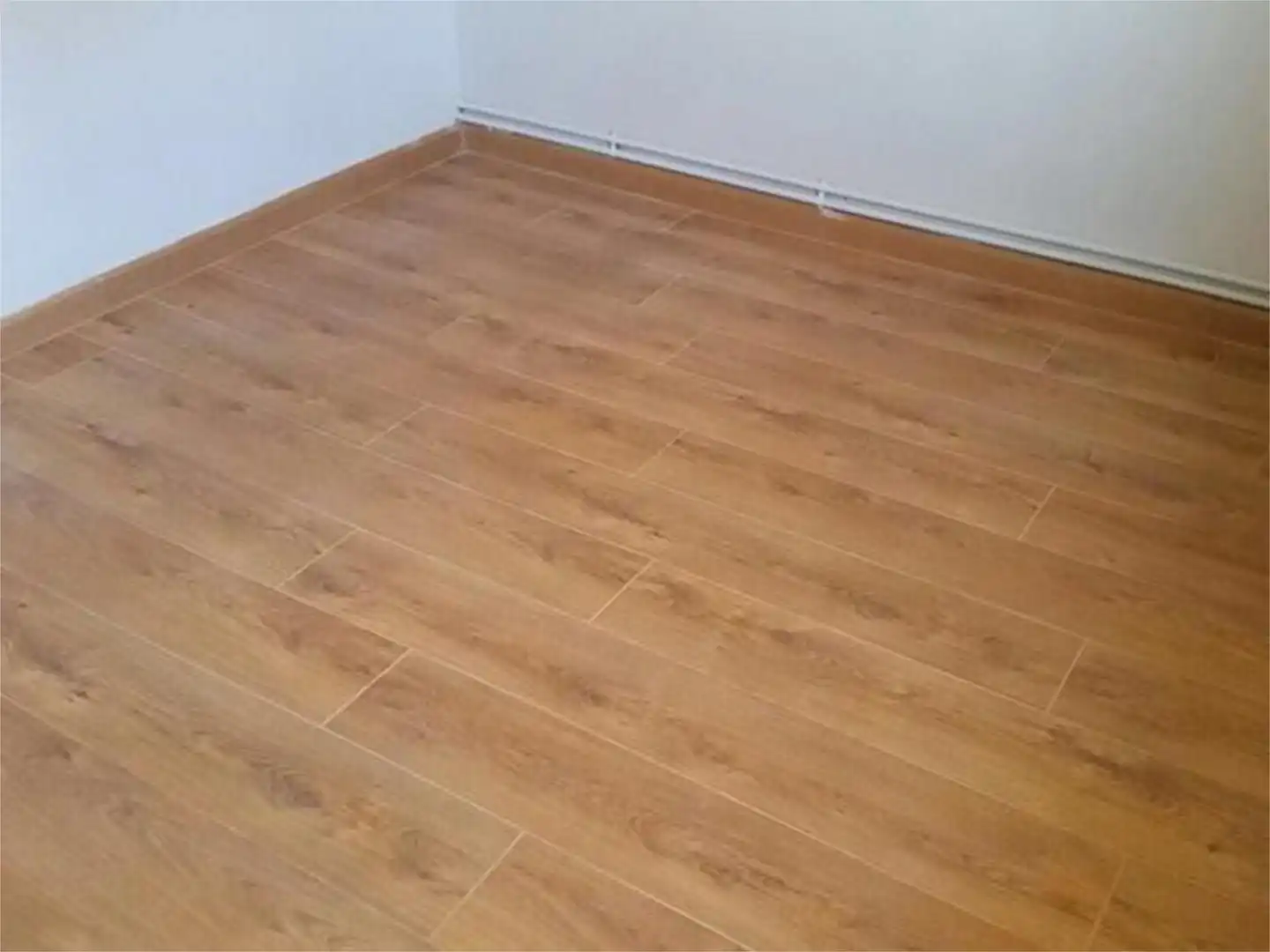 Dúplex en venta en Calle Capitán Lozano, 20, La Pola de Gordón Habitación de Dúplex en venta en La Pola de Gordón con Calefacción, Jardín privado y Parquet