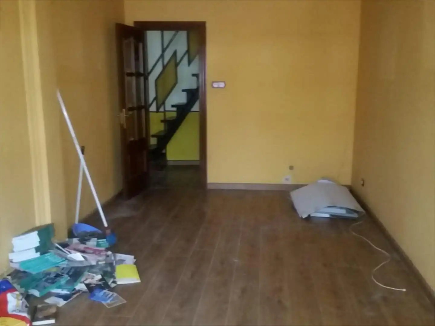 Dúplex en venta en Calle Capitán Lozano, 20, La Pola de Gordón Dúplex en venta en La Pola de Gordón con Calefacción, Jardín privado y Parquet