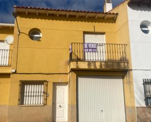 Exterior view of Single-family semi-detached for sale in Moral de Calatrava  with Terrace and Balcony