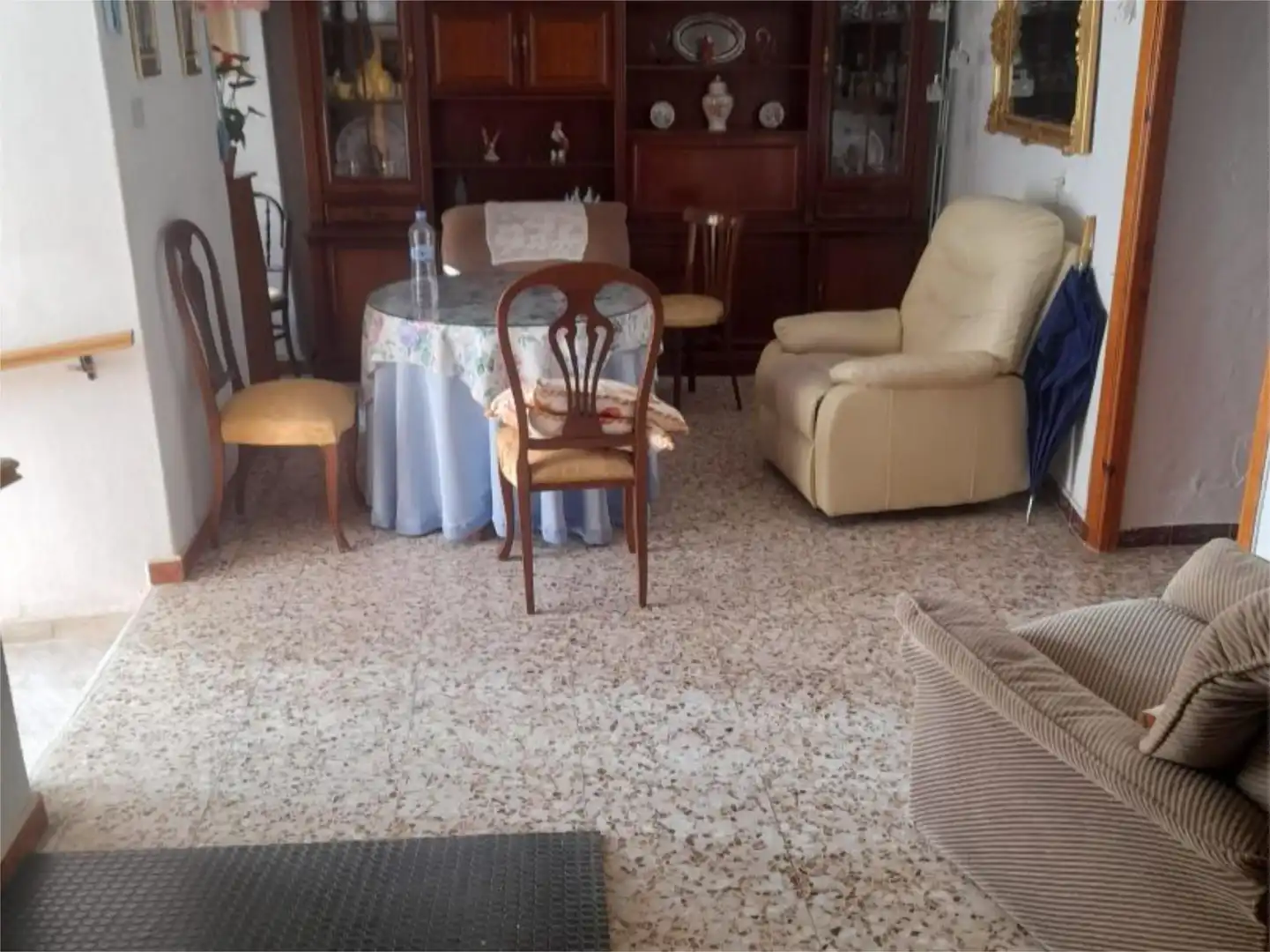 Planta baixa en venda a Calle Eras, 10, Gorafe Sala d'estar de Planta baixa en venda en Gorafe amb Jardí privat, Traster i Moblat