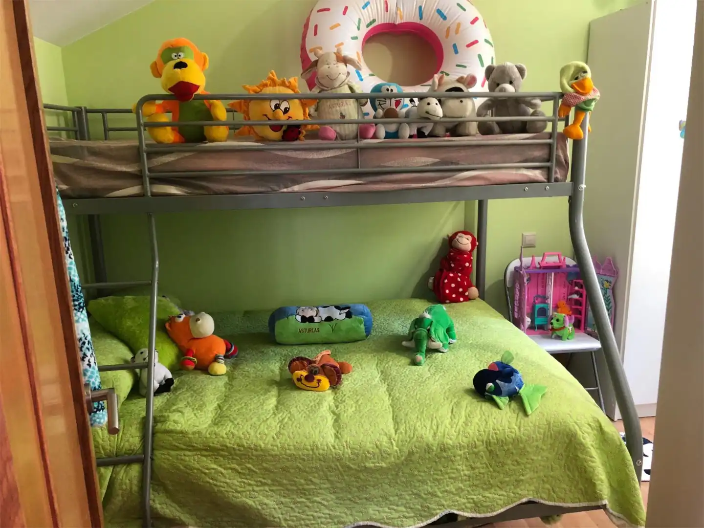 Habitación de Piso en venta en Saldaña de Burgos con Calefacción, Parquet y Amueblado