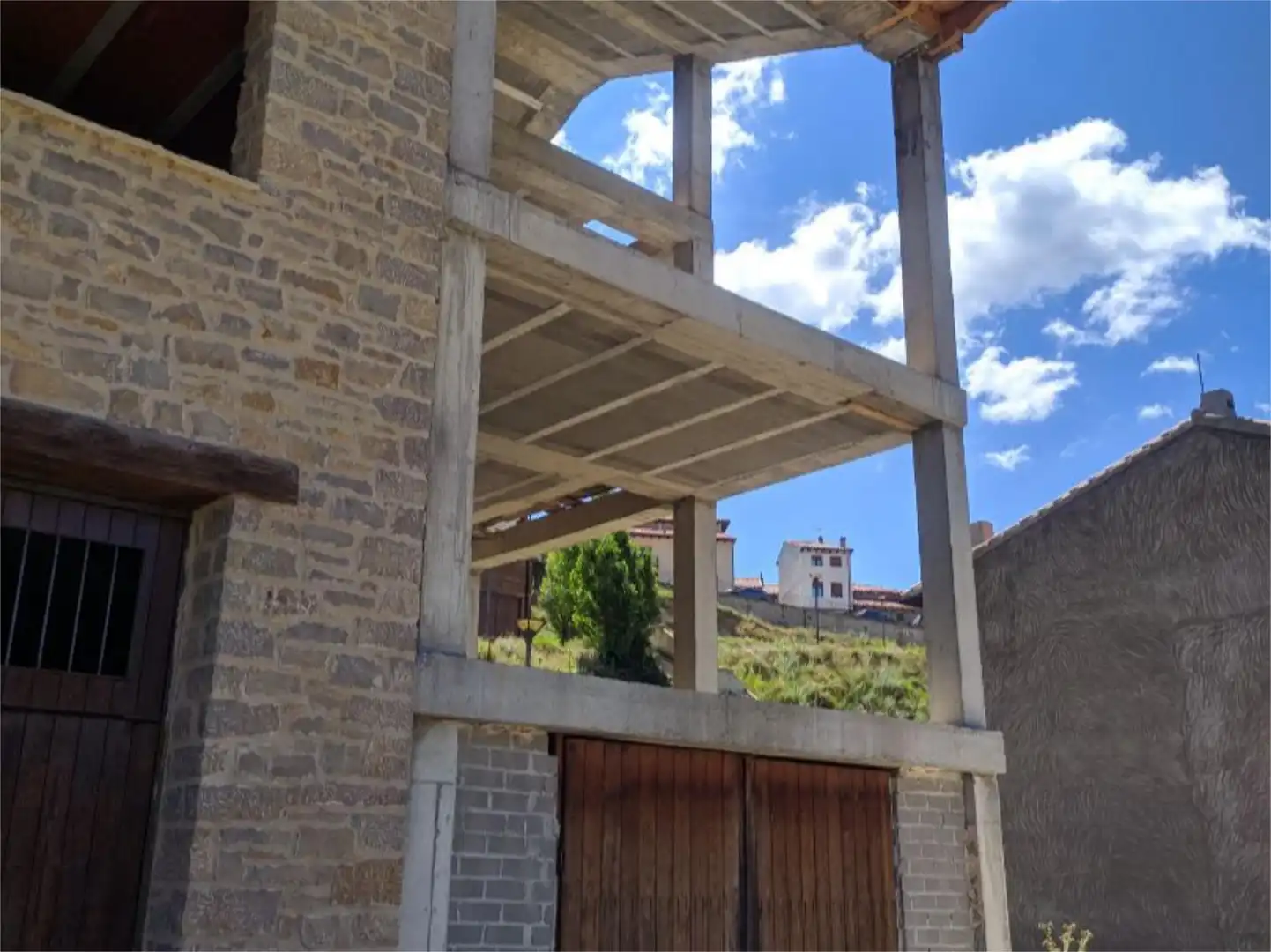 Land for sale in Linares de Mora Exterior view of Land for sale in Linares de Mora