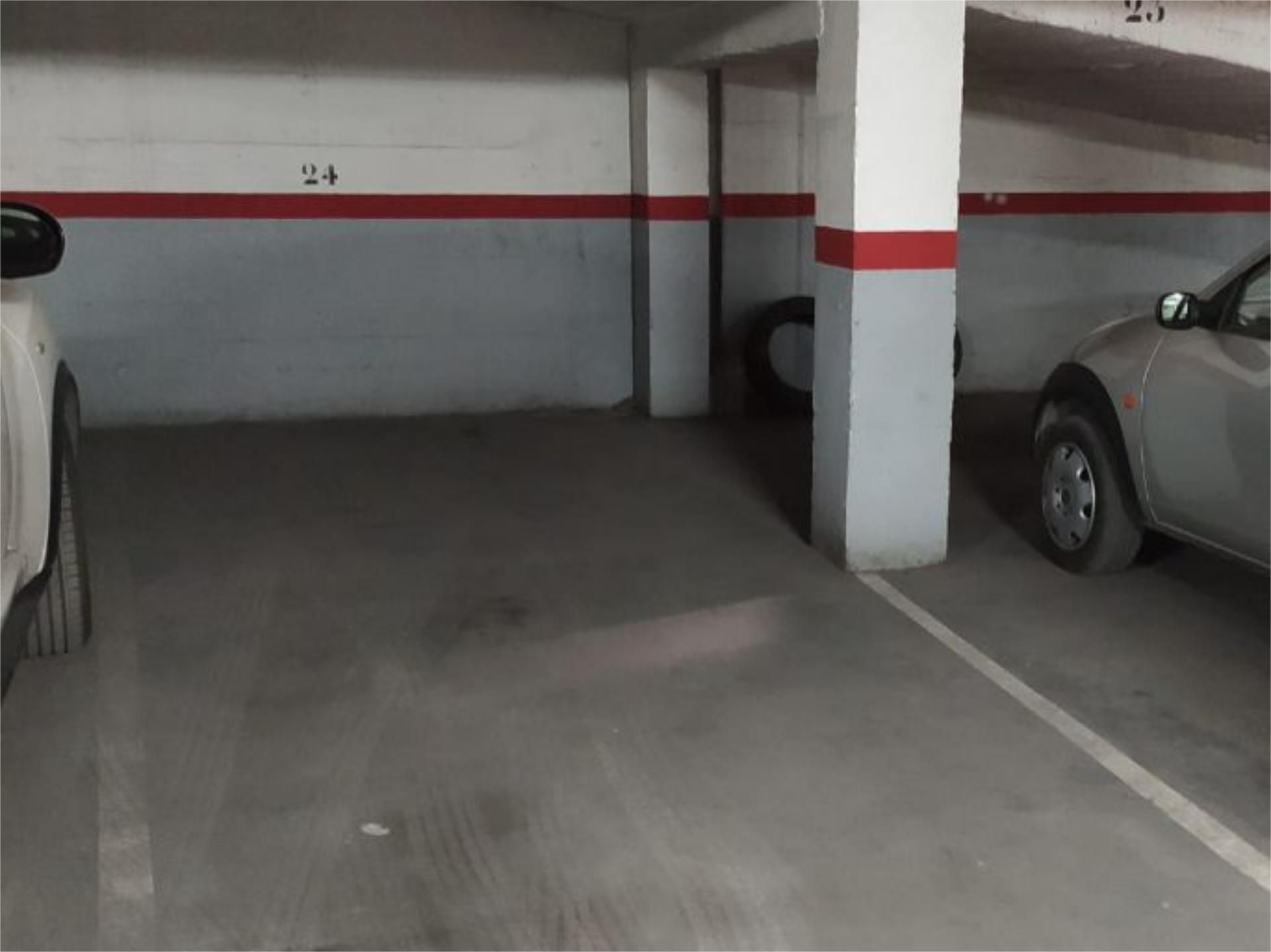 Garatge de lloguer a Avenida de la Legión, 3, Centro