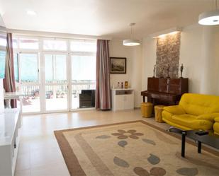 Living room of Flat to rent in Castellón de la Plana / Castelló de la Plana  with Air Conditioner and Terrace