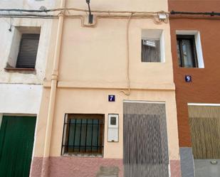 Vista exterior de Casa adosada en venda en Atzeneta del Maestrat