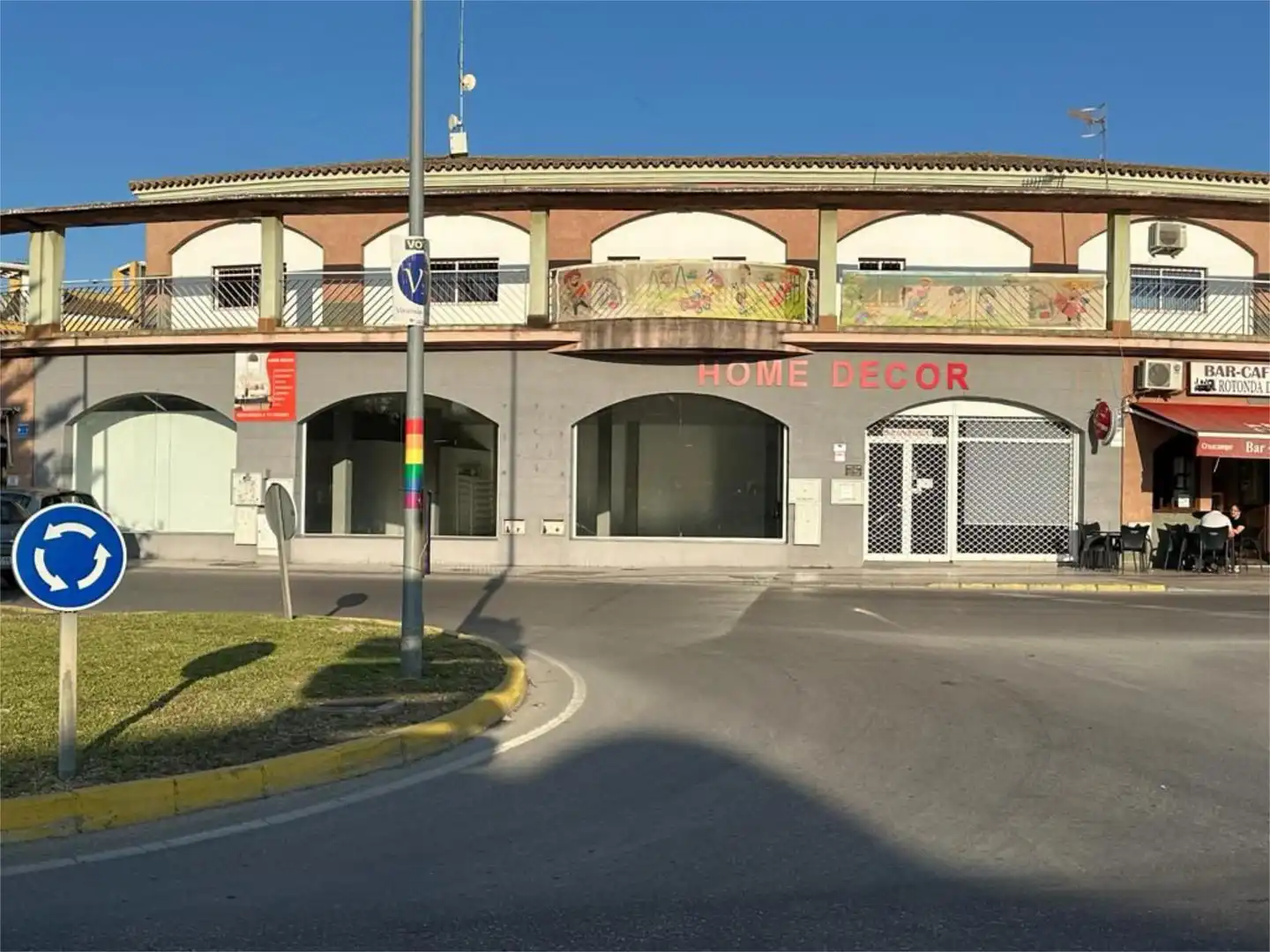Local de lloguer a Calle Urano, Monteolivete - Camino Sevilla Local de lloguer en Sanlúcar de Barrameda