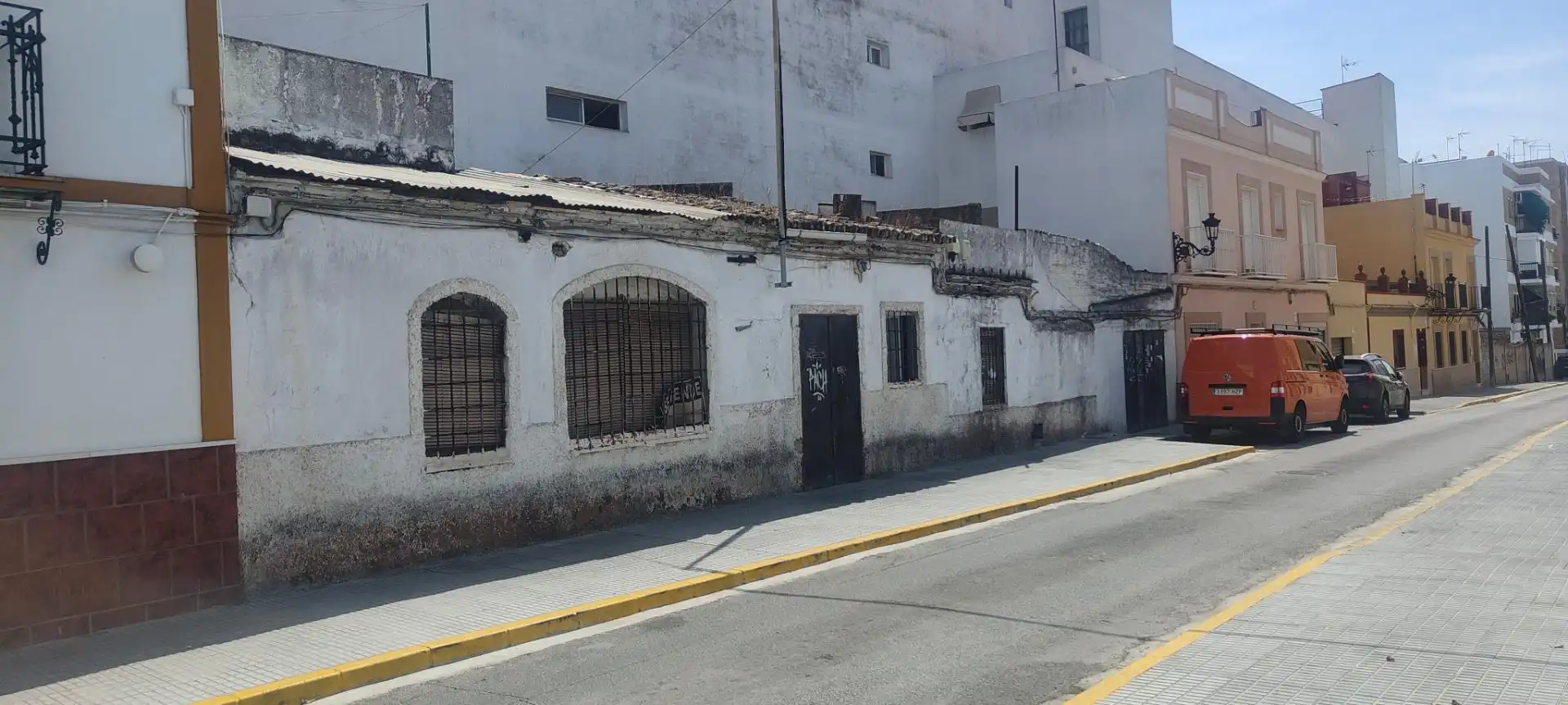 Vista exterior de Casa adosada en venta en Castilleja de la Cuesta