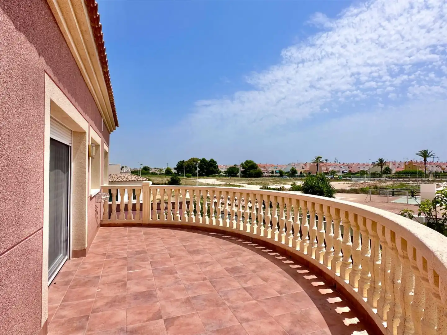 Terrassa de Casa o xalet de lloguer en Torrevieja amb Aire condicionat, Jardí privat i Parquet