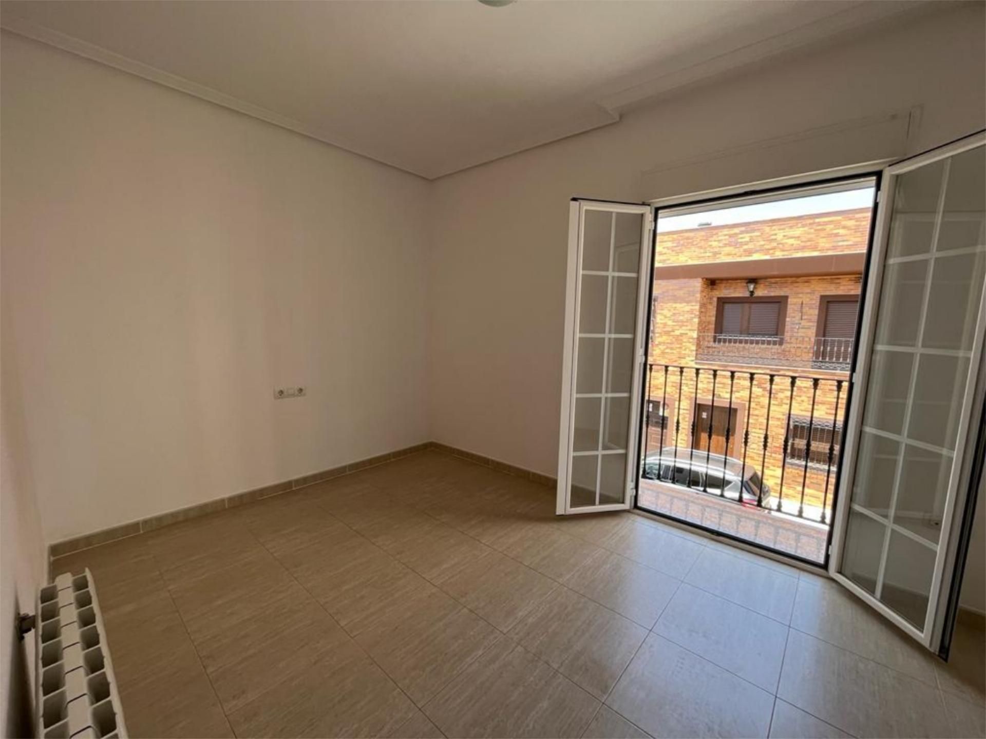 Single-family semi-detached for sale in Calle Alemania, 16, Almendralejo Bedroom of Single-family semi-detached for sale in Almendralejo with Air Conditioner, Terrace and Balcony
