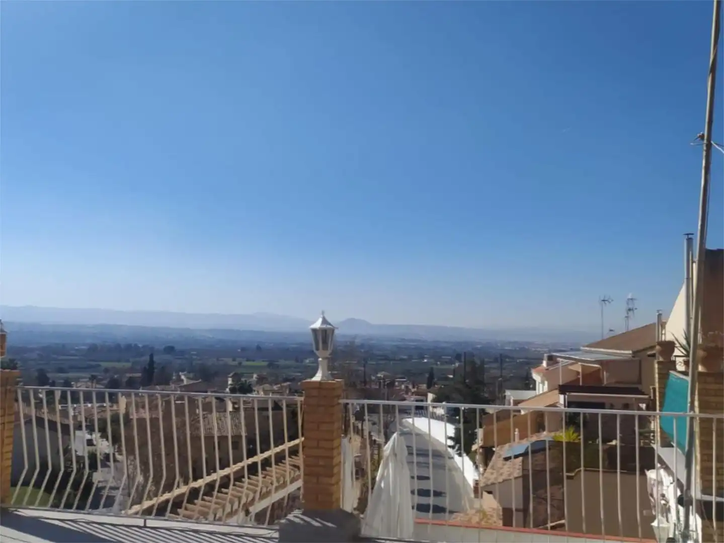 Country house zum Verkauf in Carretera de Huétor Vega, 20, Camino de los Neveros - Serrallo Außenansicht von Country house zum Verkauf in Granada mit Klimaanlage, Heizung und Parkett