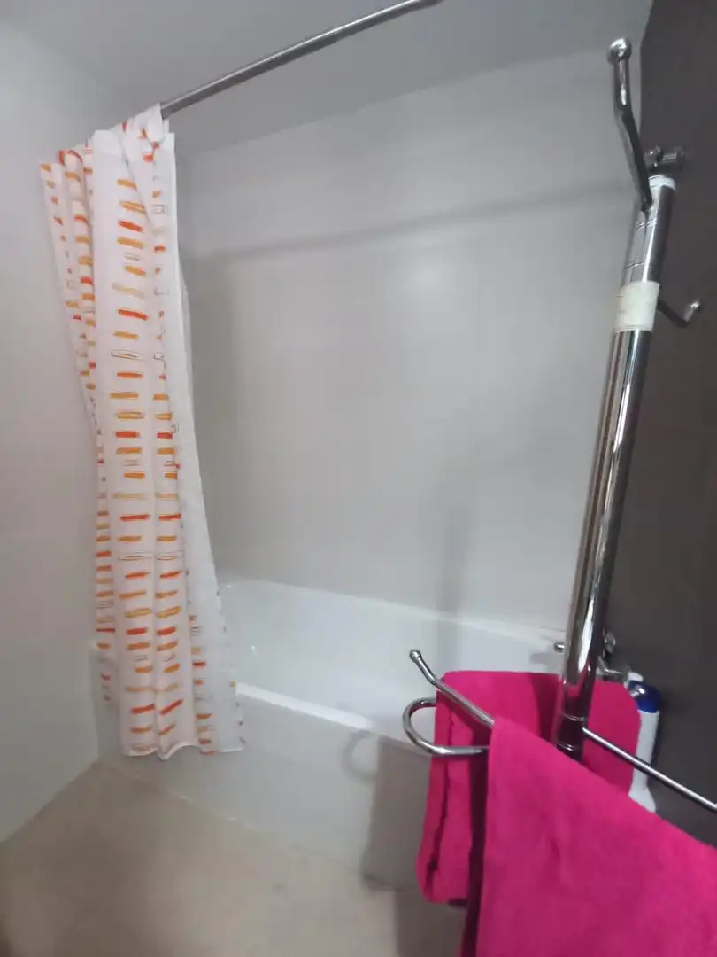 Piso en venta en Rambla de Catalunya, 21, Almacelles Baño de Piso en venta en Almacelles con Aire acondicionado, Calefacción y Parquet