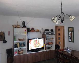 Living room of Single-family semi-detached for sale in Yeste