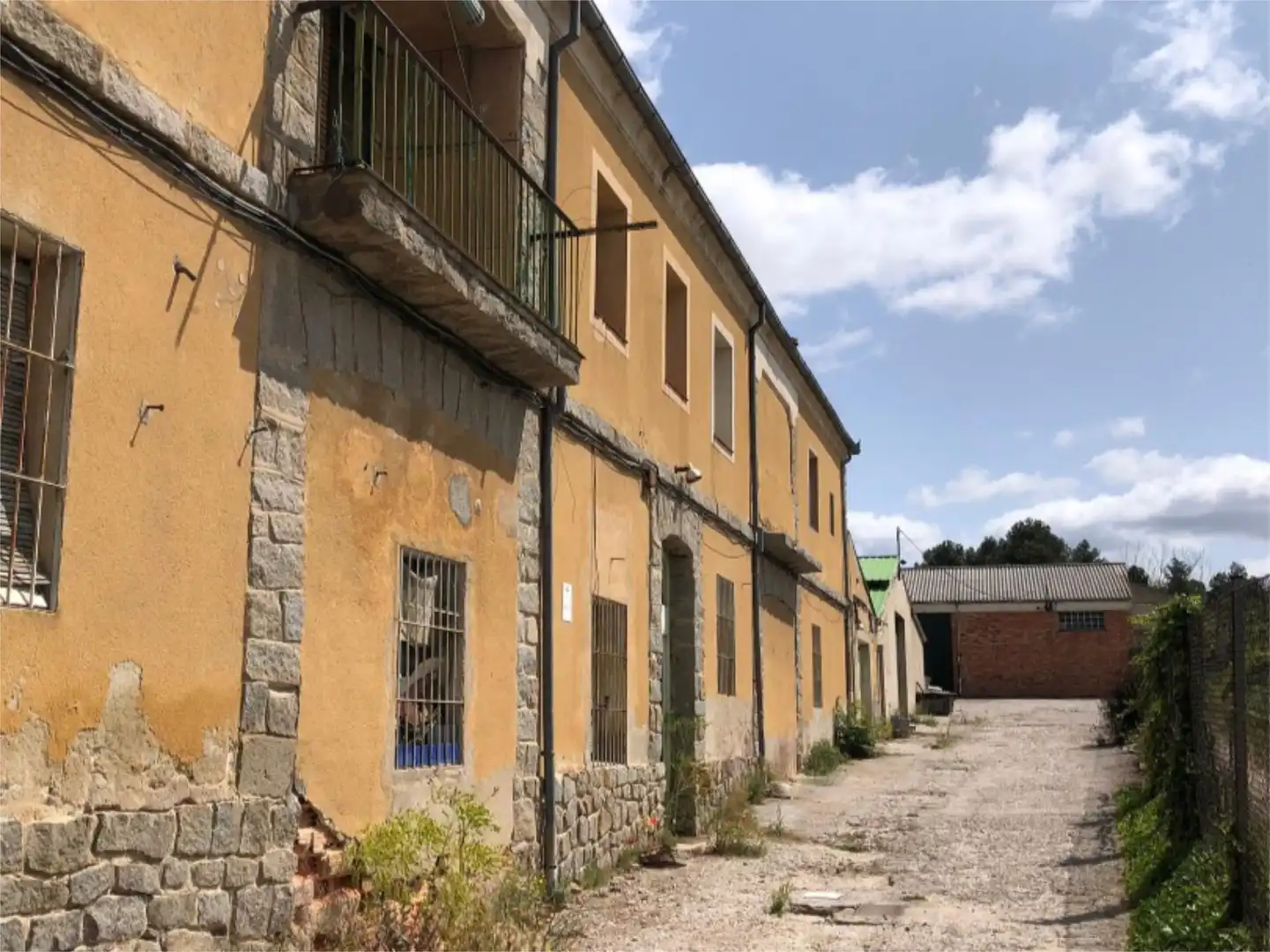 Exterior view of Industrial buildings for rent in Segovia  with Parquet flooring