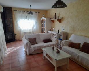 Living room of Single-family semi-detached for sale in San Román de los Montes  with Air Conditioner, Terrace and Swimming Pool