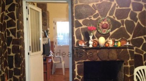 Foto 5 de Casa adosada en venda a Calle Larga del Barrio, 32, Fuenlabrada de los Montes, Badajoz