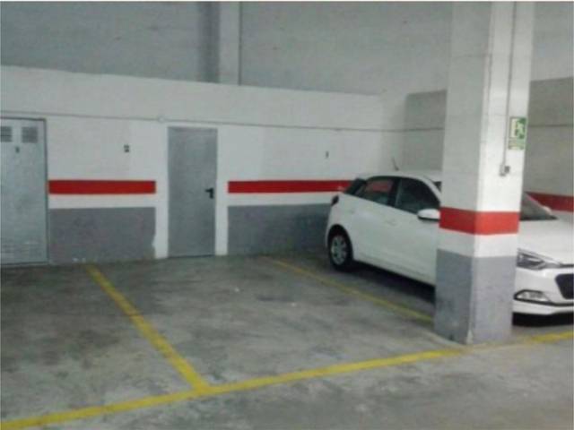 Garaje en Alquiler en Carrer de Jorge Comín Metge Pediatre, 10 en Nou Campanar