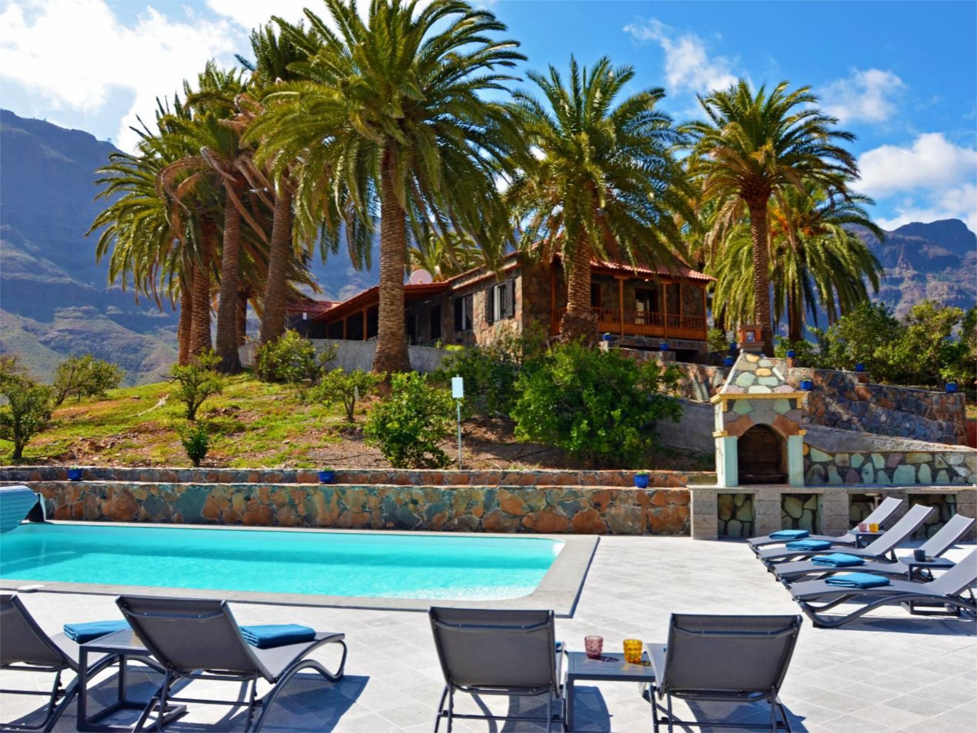 House or chalet for sale in San Bartolomé de Tirajana  with Air Conditioner, Terrace and Swimming Pool