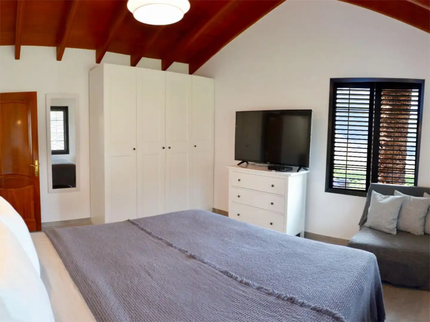 Bedroom of Houses for sale in San Bartolomé de Tirajana  with Air Conditioner, Terrace and Swimming Pool
