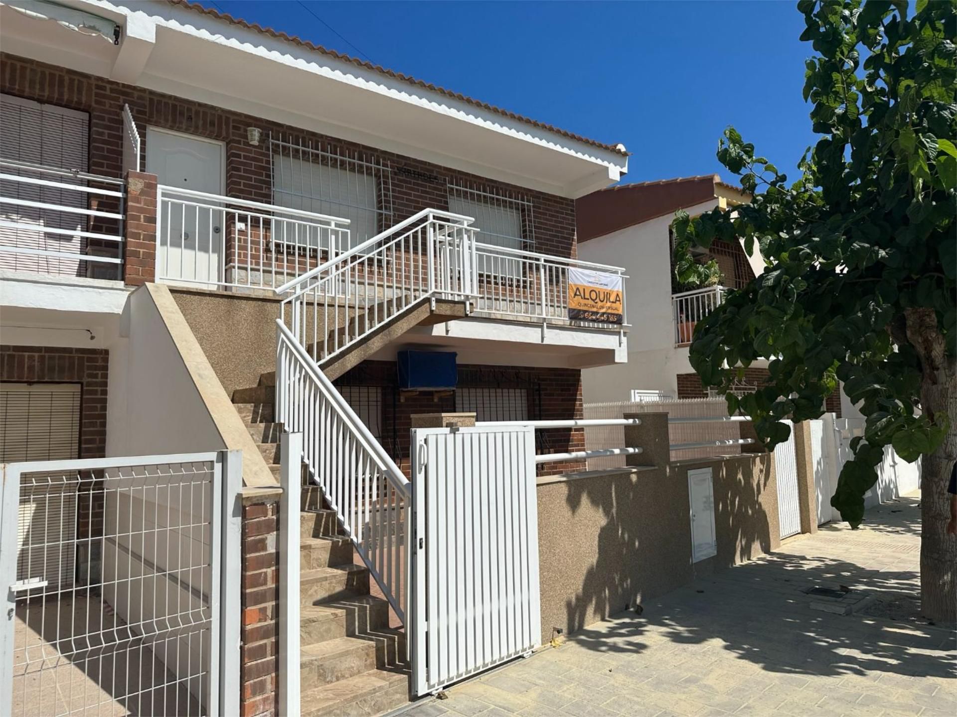 Exterior view of Flat to rent in Pilar de la Horadada  with Heating, Terrace and Furnished