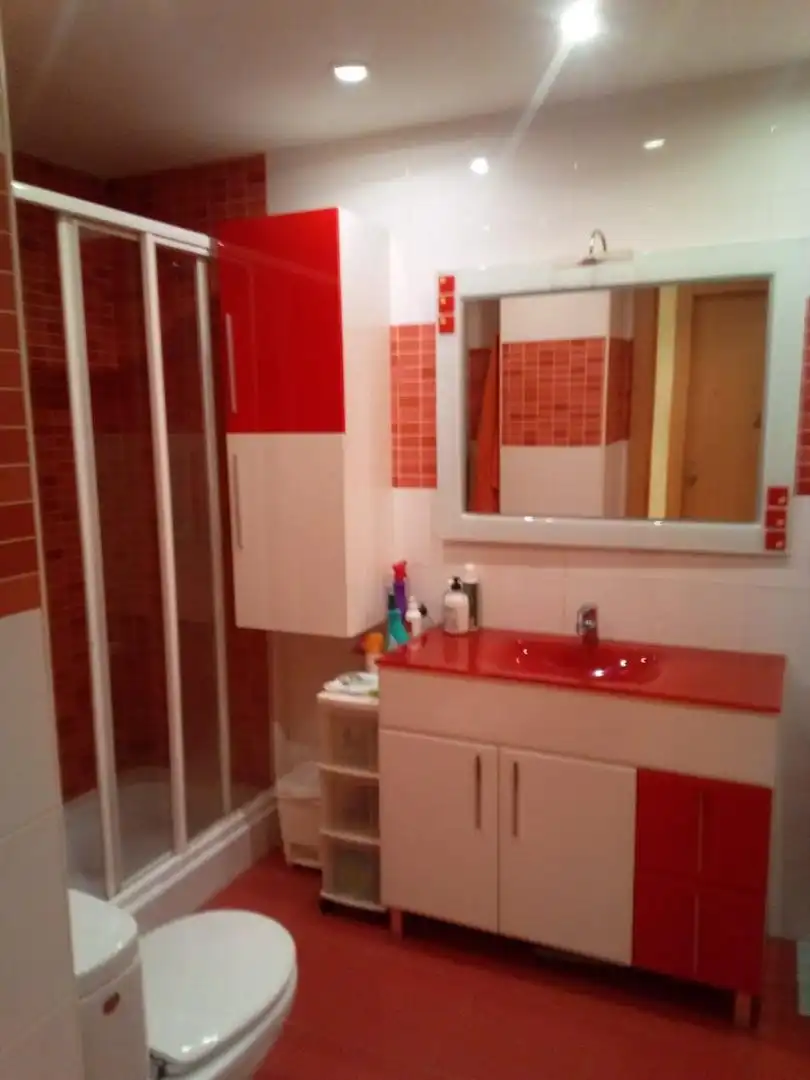 Habitación en Calle Ricardo Marcos, 7, Santa Marta de Tormes Baño de Piso para compartir en Santa Marta de Tormes con Calefacción, Parquet y Terraza